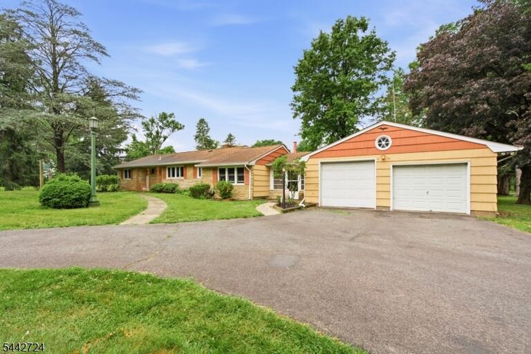 Property listing MLS 4037197 photo 25
