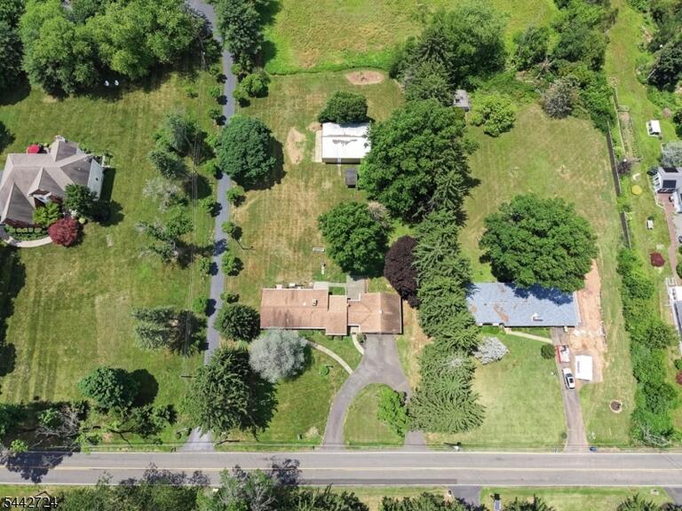 Property listing MLS 4037197 photo 34