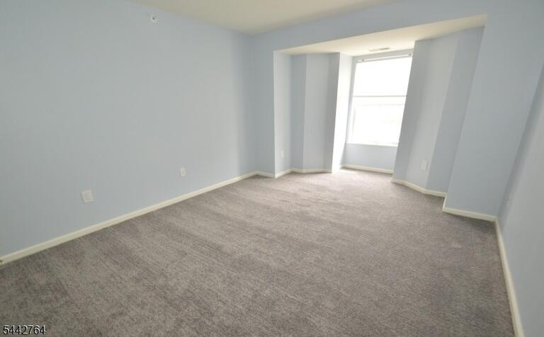 Property listing MLS 4037231 photo 10
