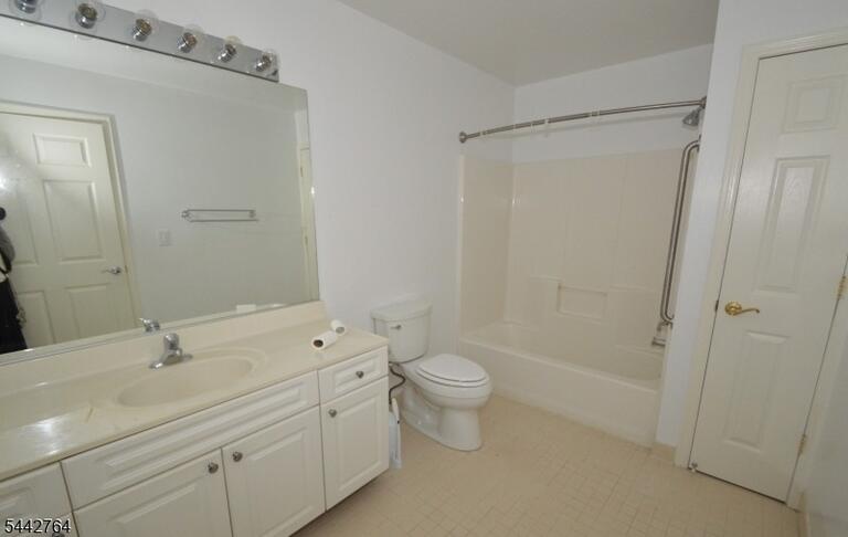 Property listing MLS 4037231 photo 12