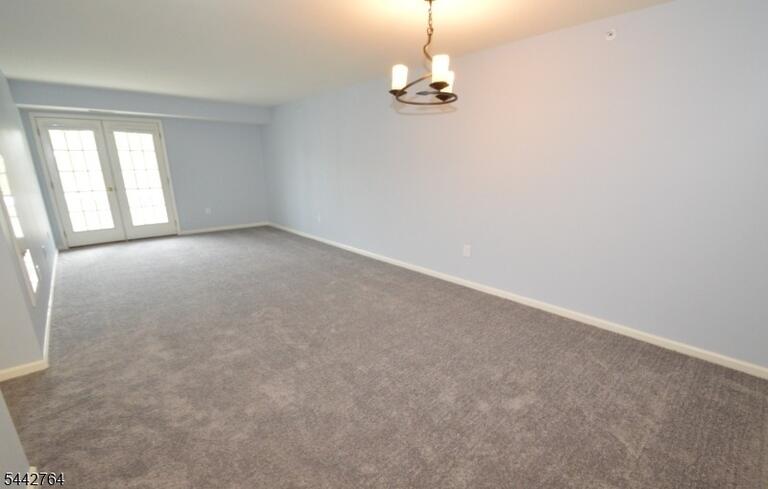 Property listing MLS 4037231 photo 2