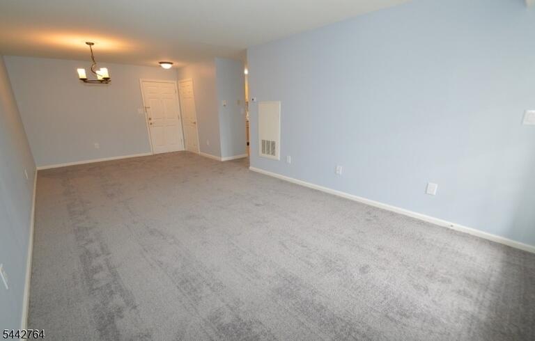 Property listing MLS 4037231 photo 3