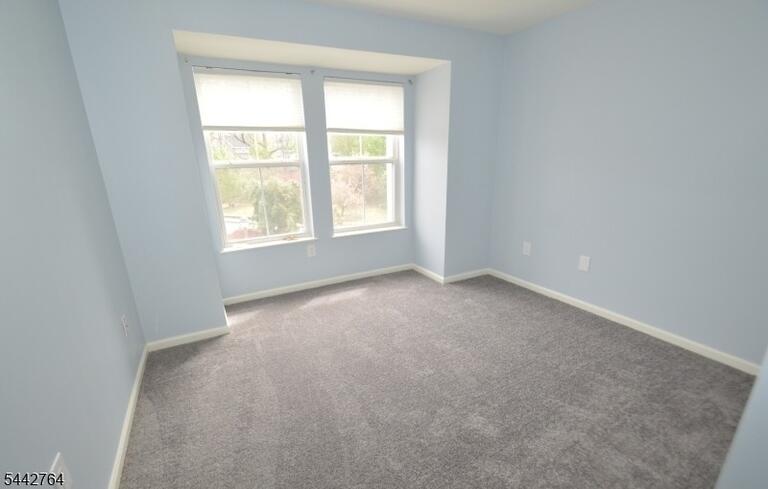 Property listing MLS 4037231 photo 9
