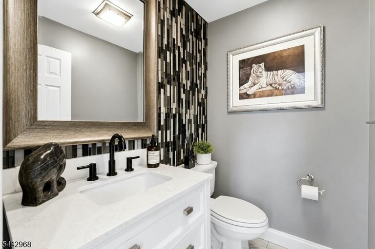 Property listing MLS 4037424 photo 8