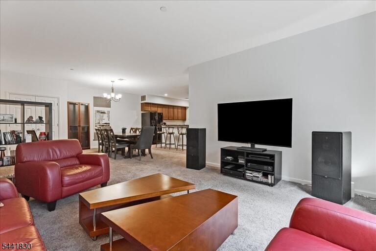 Property listing MLS 4037492 photo 6