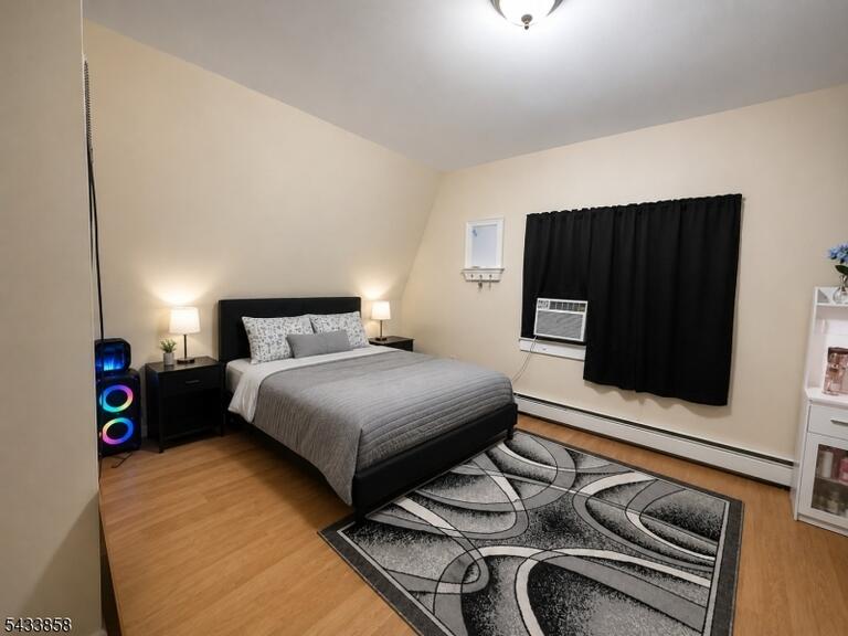 Property listing MLS 4037514 photo 9