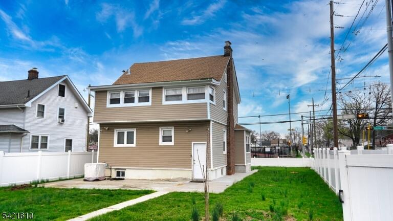 Property listing MLS 4037772 photo 7