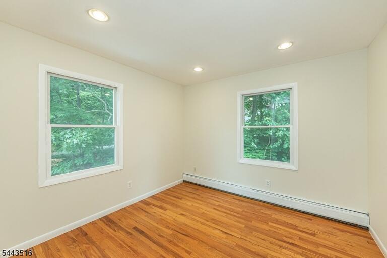 Property listing MLS 4037856 photo 11