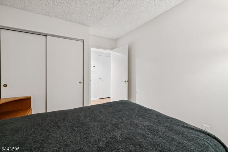 Property listing MLS 4037944 photo 22