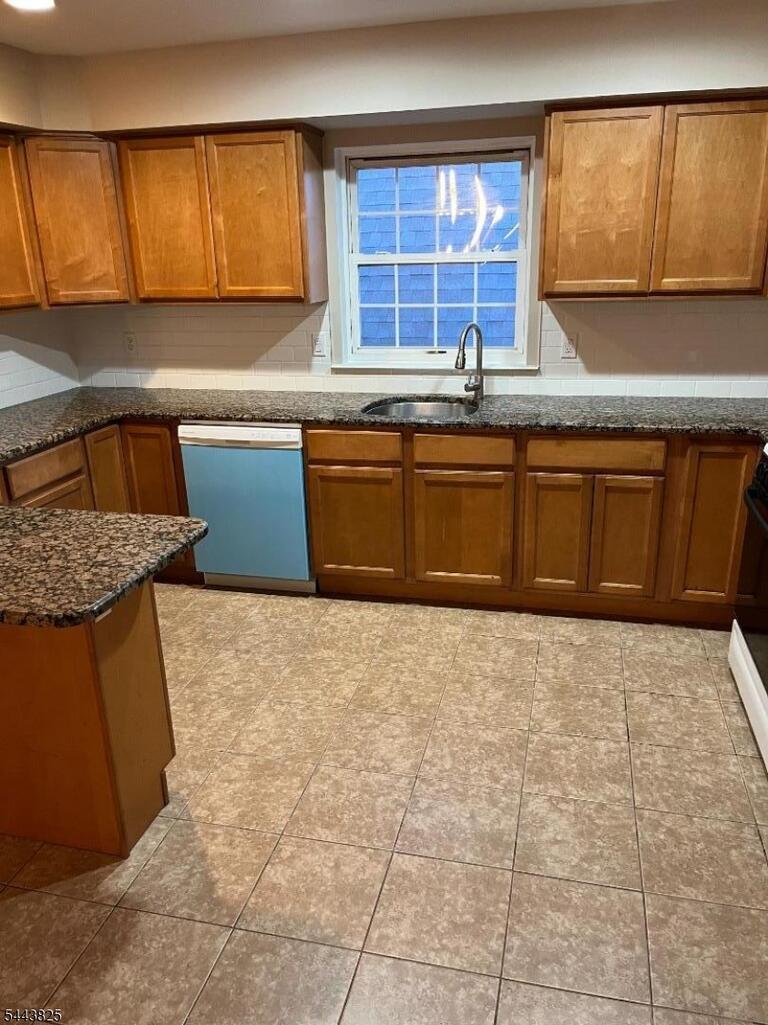 Property listing MLS 4038072 photo 6