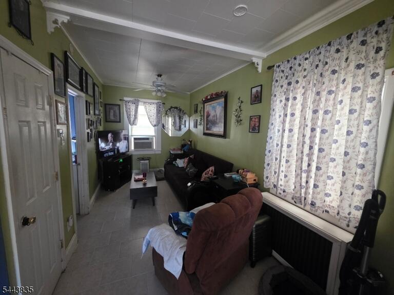 Property listing MLS 4038078 photo 3