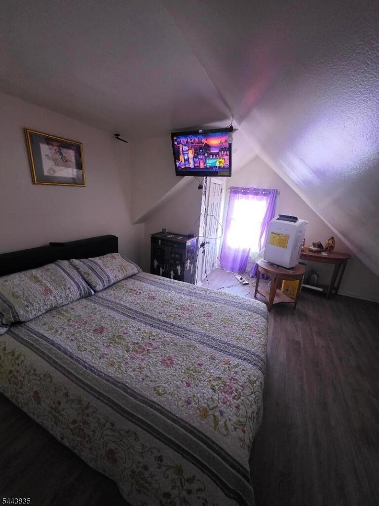 Property listing MLS 4038078 photo 5