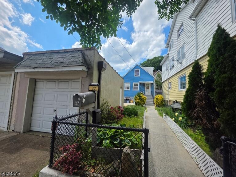 Property listing MLS 4038078 photo 8