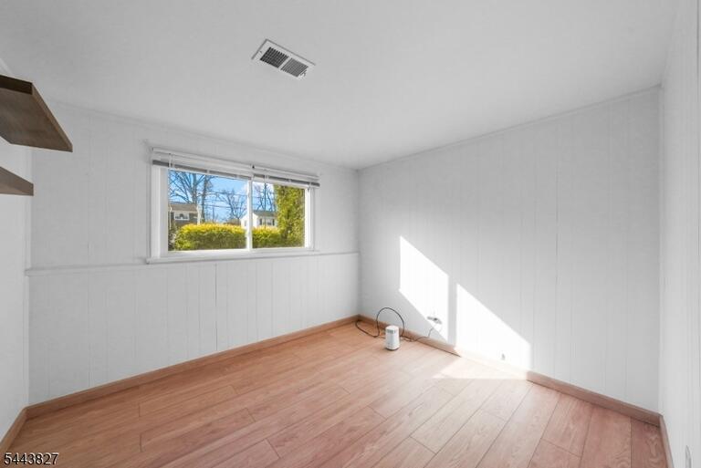 Property listing MLS 4038226 photo 10
