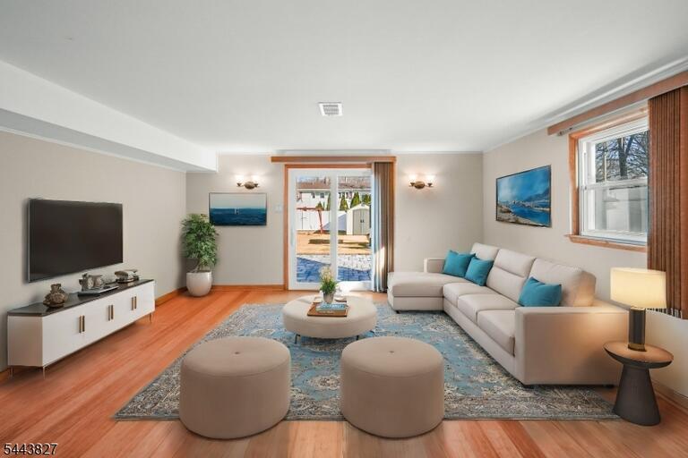 Property listing MLS 4038226 photo 11