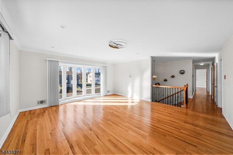 Property listing MLS 4038226 photo 3