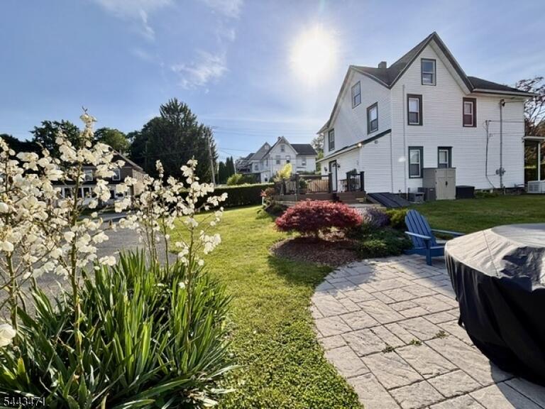 Property listing MLS 4038248 photo 2