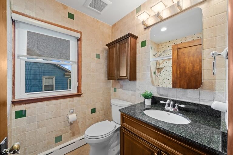 Property listing MLS 4038335 photo 30