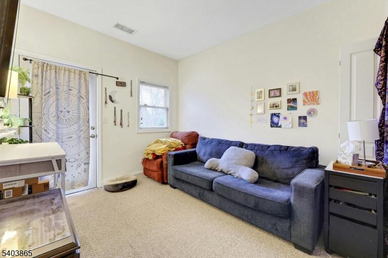 Property listing MLS 4038604 photo 16