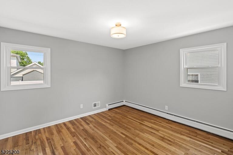Property listing MLS 4038651 photo 13