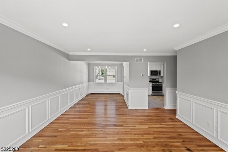 Property listing MLS 4038651 photo 4