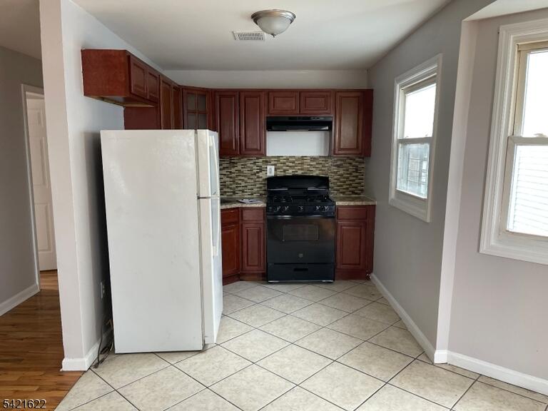 Property listing MLS 4039020 photo 5