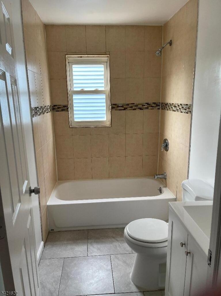Property listing MLS 4039020 photo 9