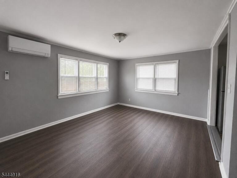 Property listing MLS 4039025 photo 4