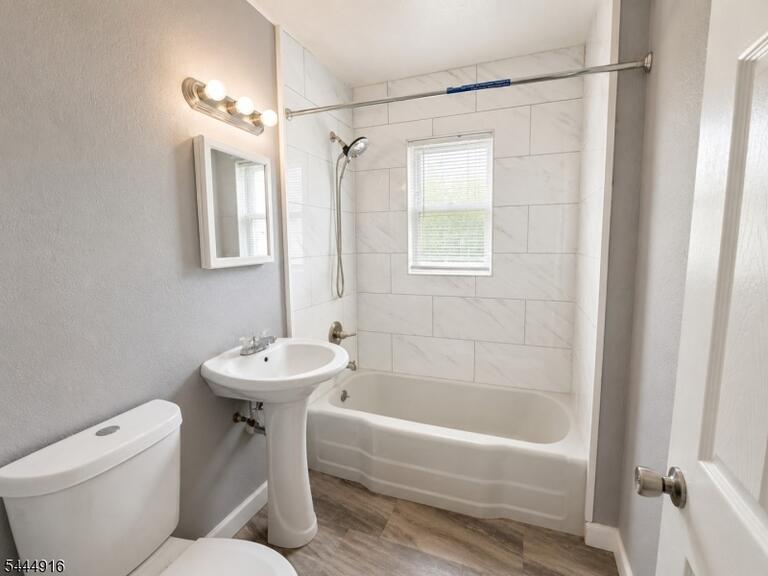 Property listing MLS 4039025 photo 7
