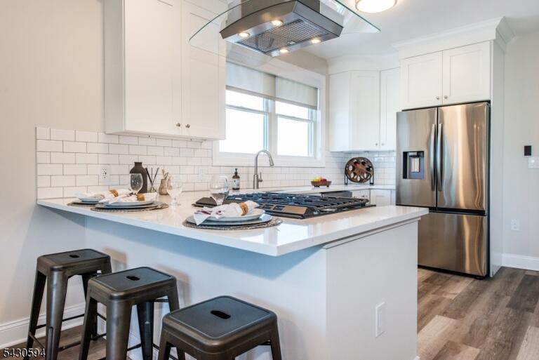 Property listing MLS 4039052 photo 9
