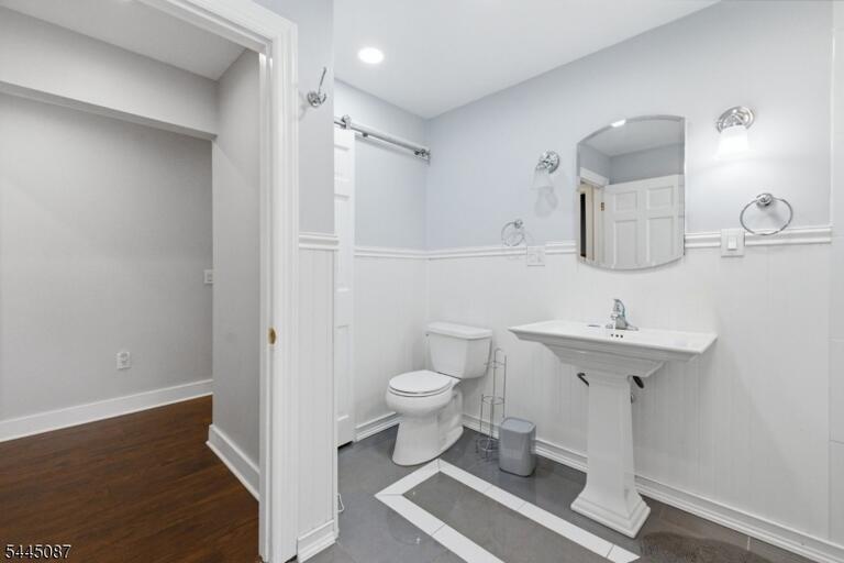 Property listing MLS 4039170 photo 37
