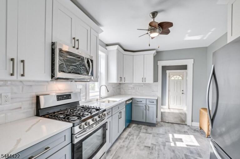 Property listing MLS 4039196 photo 8