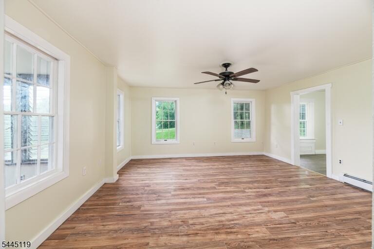 Property listing MLS 4039201 photo 11