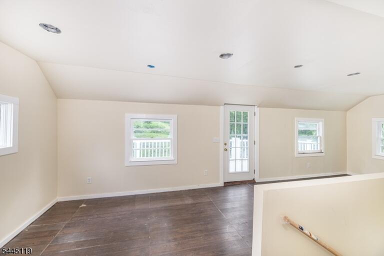 Property listing MLS 4039201 photo 18