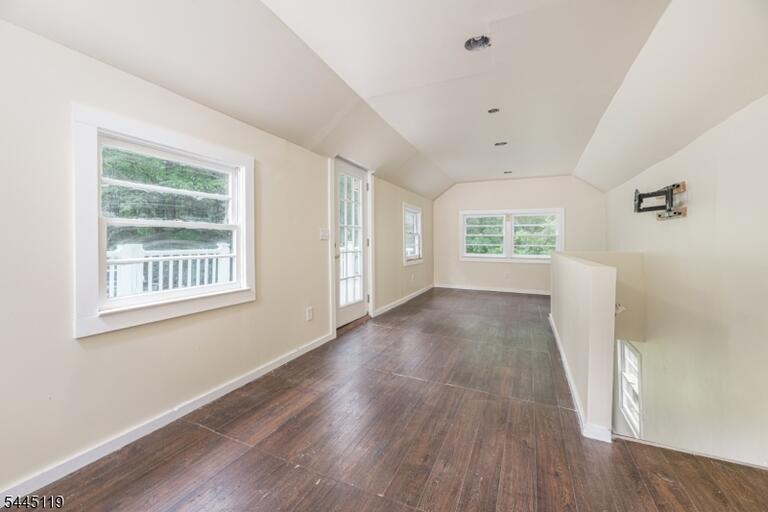 Property listing MLS 4039201 photo 22