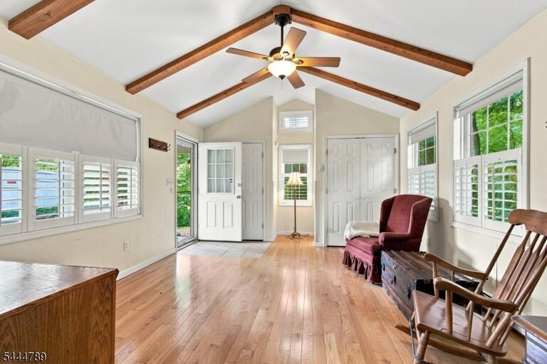 Property listing MLS 4039270 photo 14