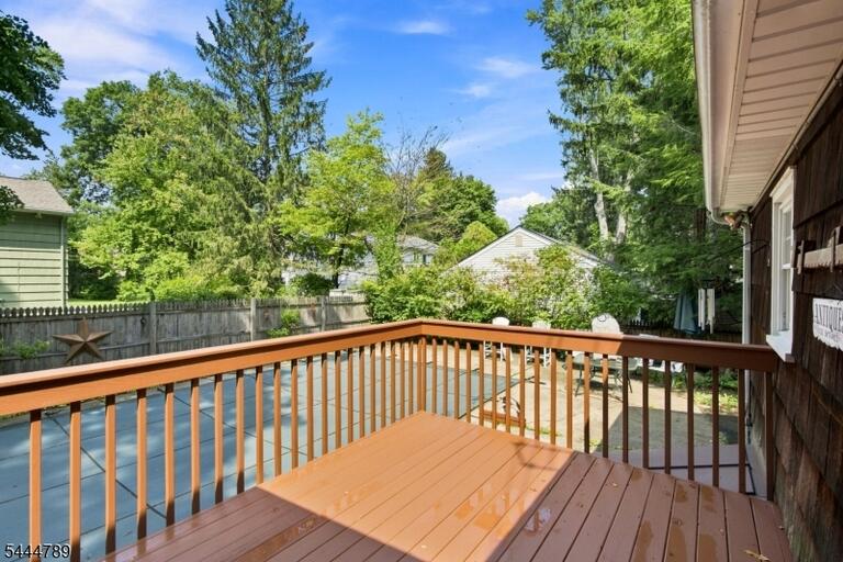 Property listing MLS 4039270 photo 19