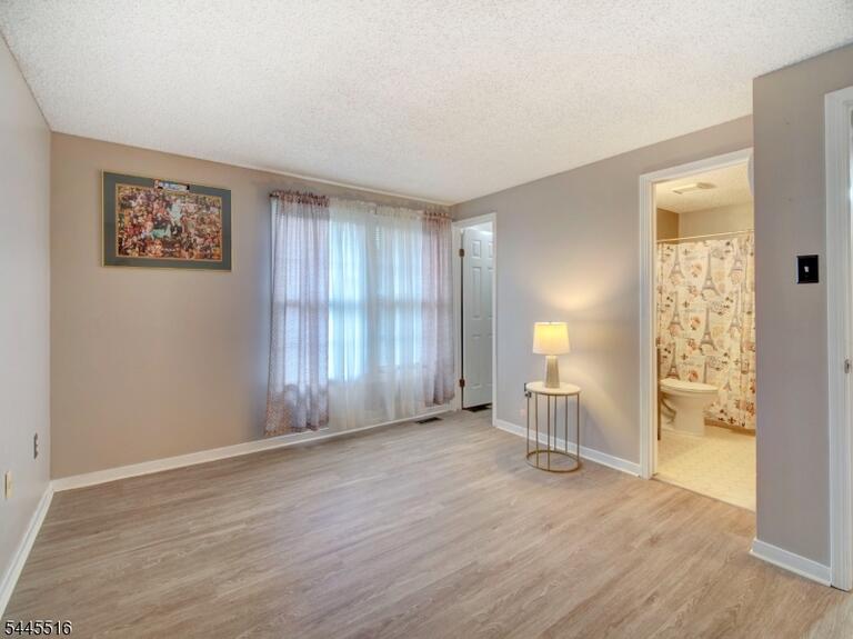 Property listing MLS 4039595 photo 12