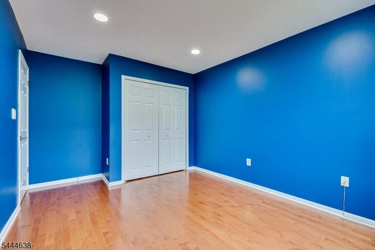 Property listing MLS 4039771 photo 24