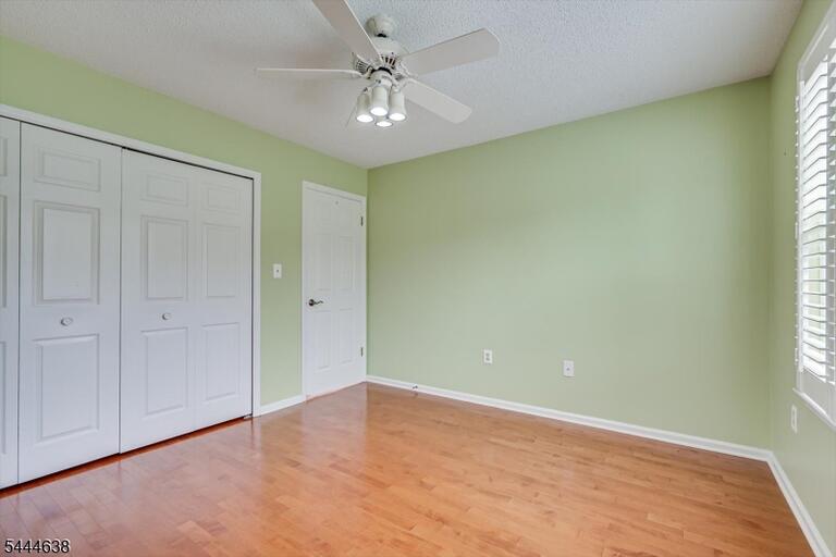 Property listing MLS 4039771 photo 26