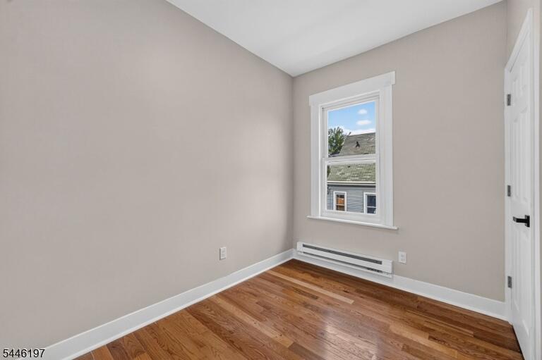 Property listing MLS 4040206 photo 38