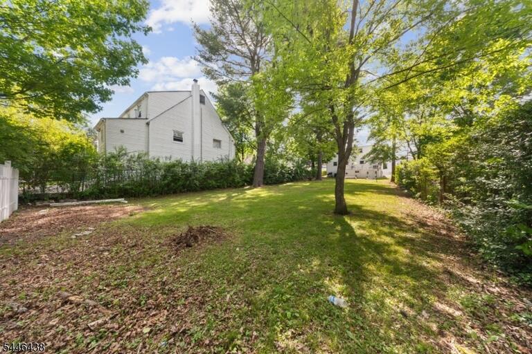Property listing MLS 4040384 photo 36