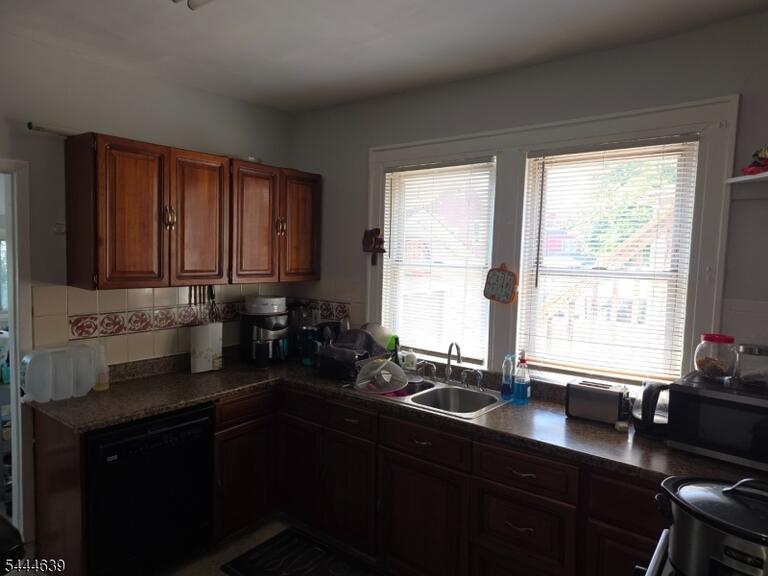 Property listing MLS 4040412 photo 12