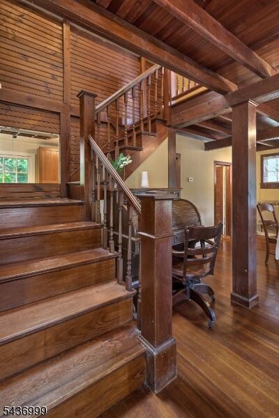 Property listing MLS 4040431 photo 15
