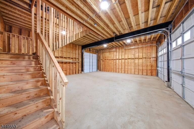 Property listing MLS 4040703 photo 46