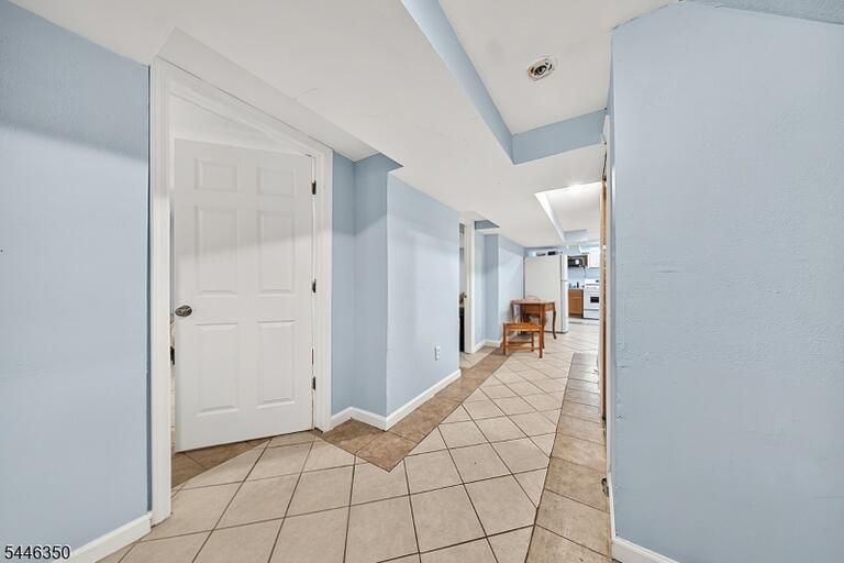 Property listing MLS 4040709 photo 23