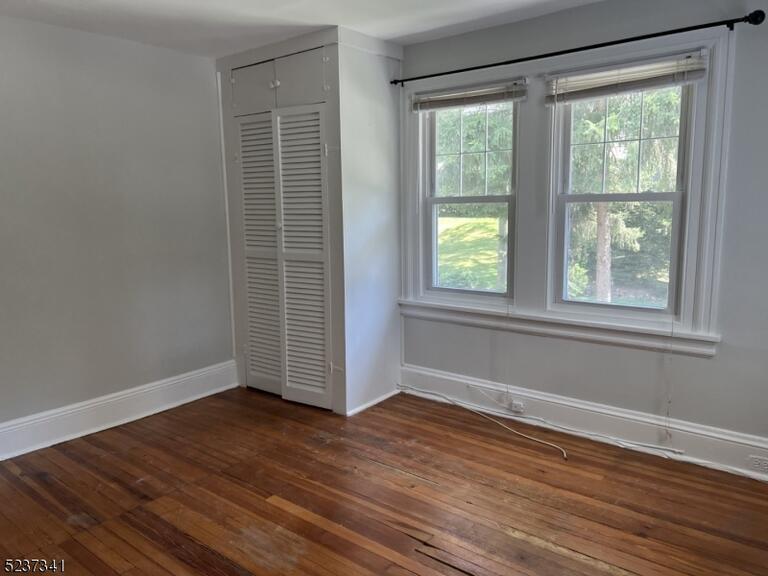 Property listing MLS 4040784 photo 10