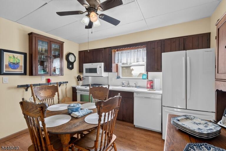 Property listing MLS 4040850 photo 16
