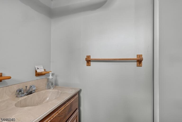 Property listing MLS 4040850 photo 31