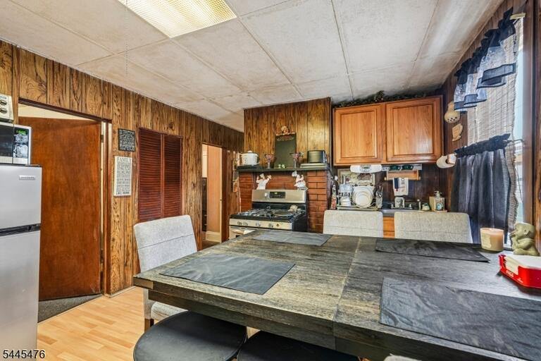 Property listing MLS 4040924 photo 20
